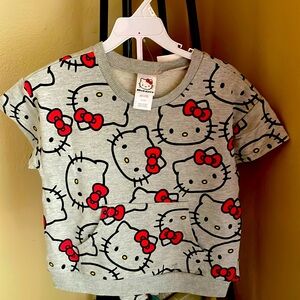 HELLO KITTY 2 PIECE SET, TOP AND SHORTS. NWT.